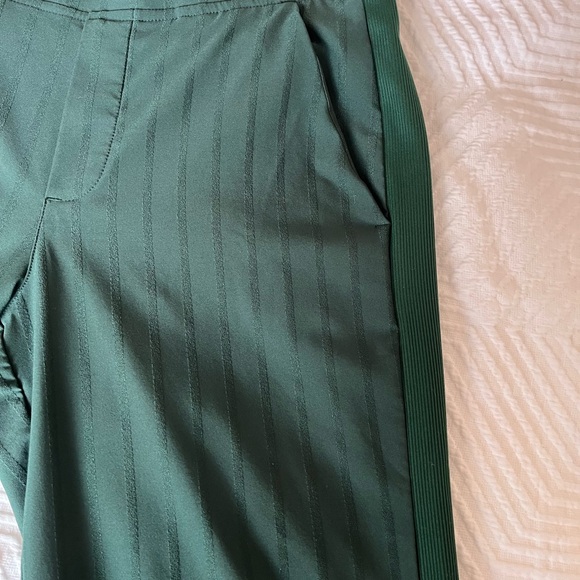 Athleta Brooklyn Mid Rise Ankle Pants Green Stripe 4P - Picture 7 of 11